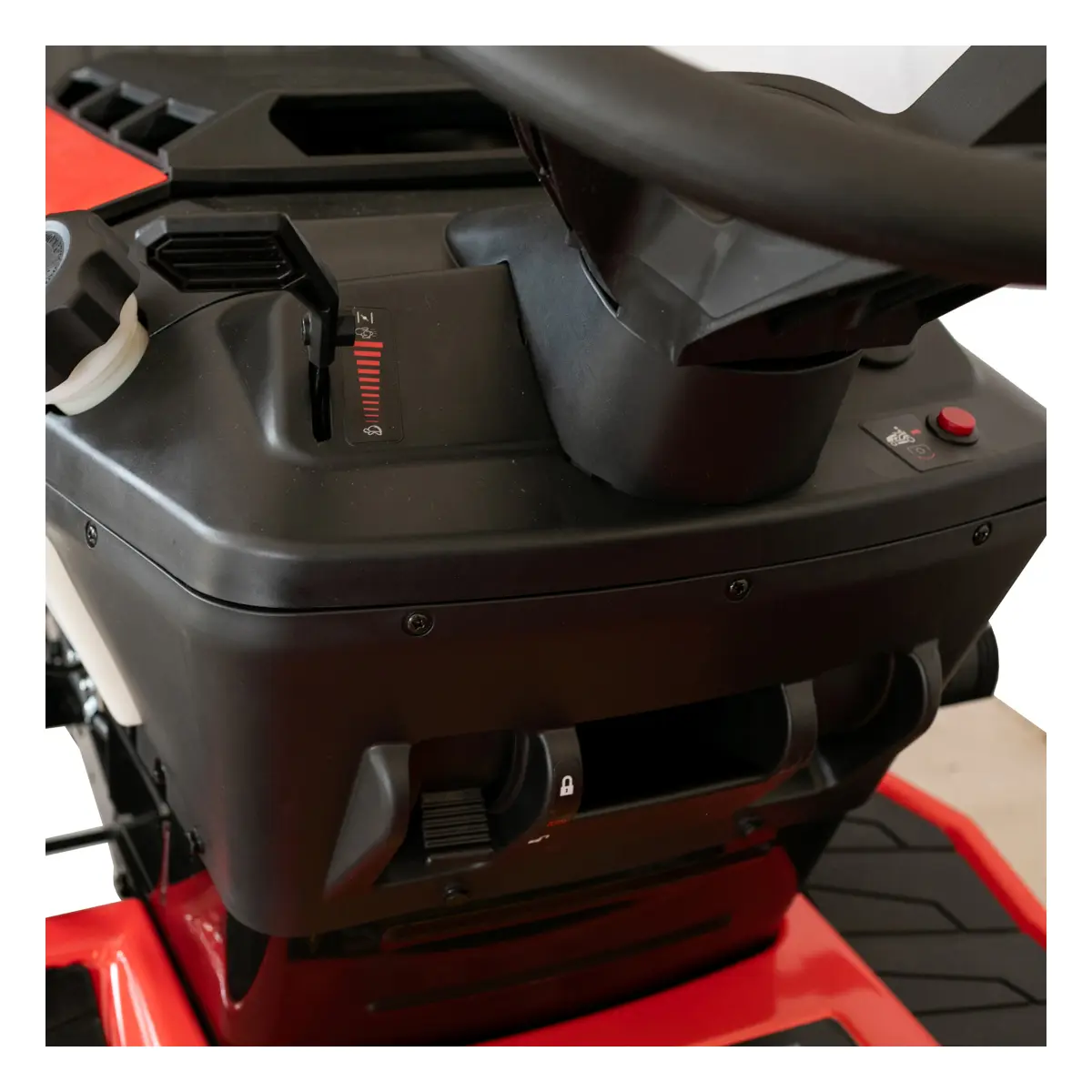 Cortador de Grama Dirigível 17hp 452cc a Gasolina Toyama TLT42-17M